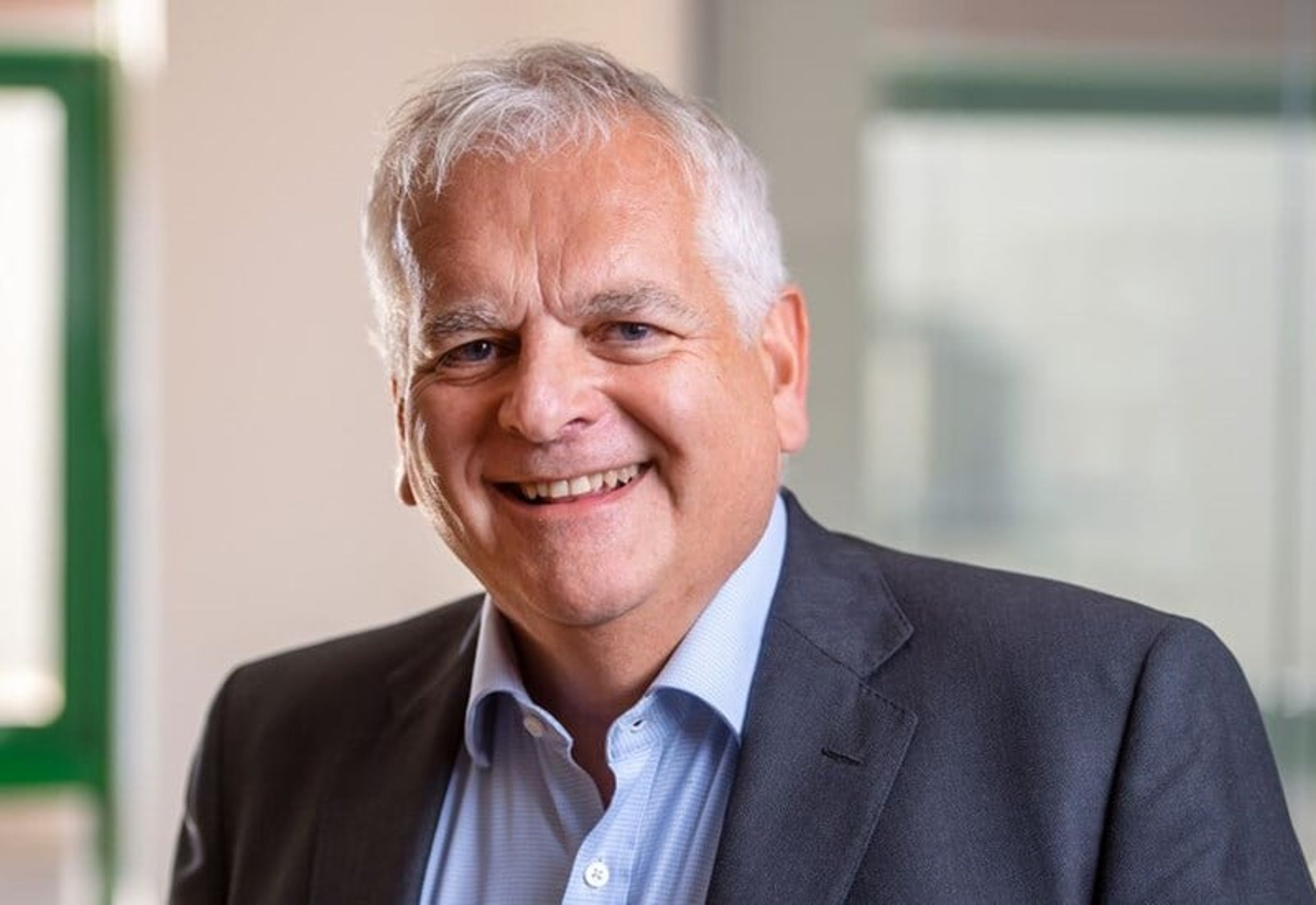 Bob Southey Headshot