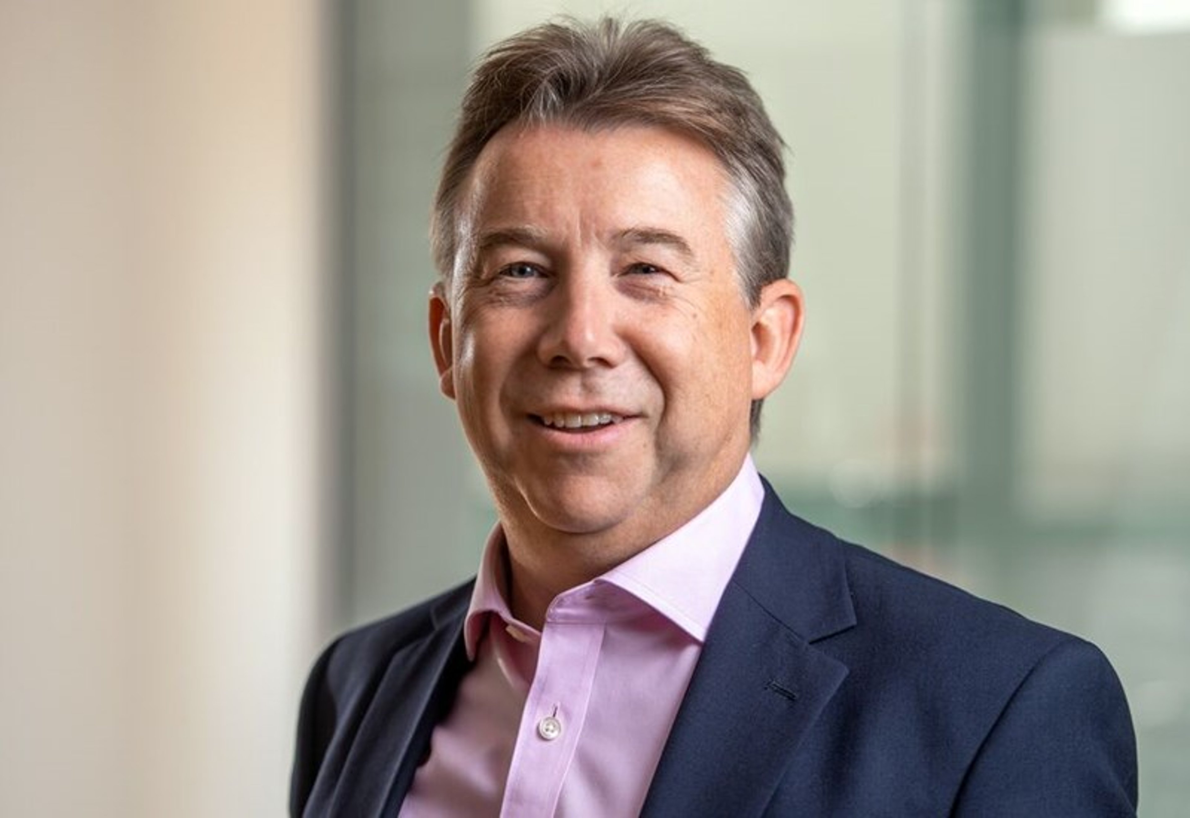 A headshot of Jonathan Vickery